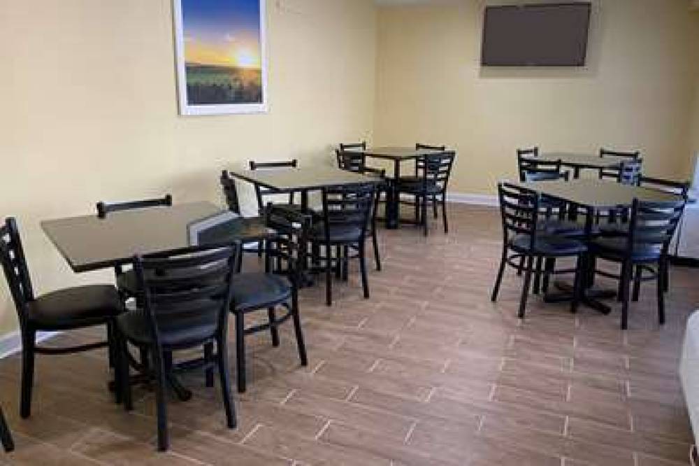 DAYS INN BY WYNDHAM ATLANTA/SOUTHLA 7