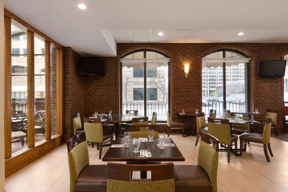 Days Inn By Wyndham, Baltimore Inner Harbor 1