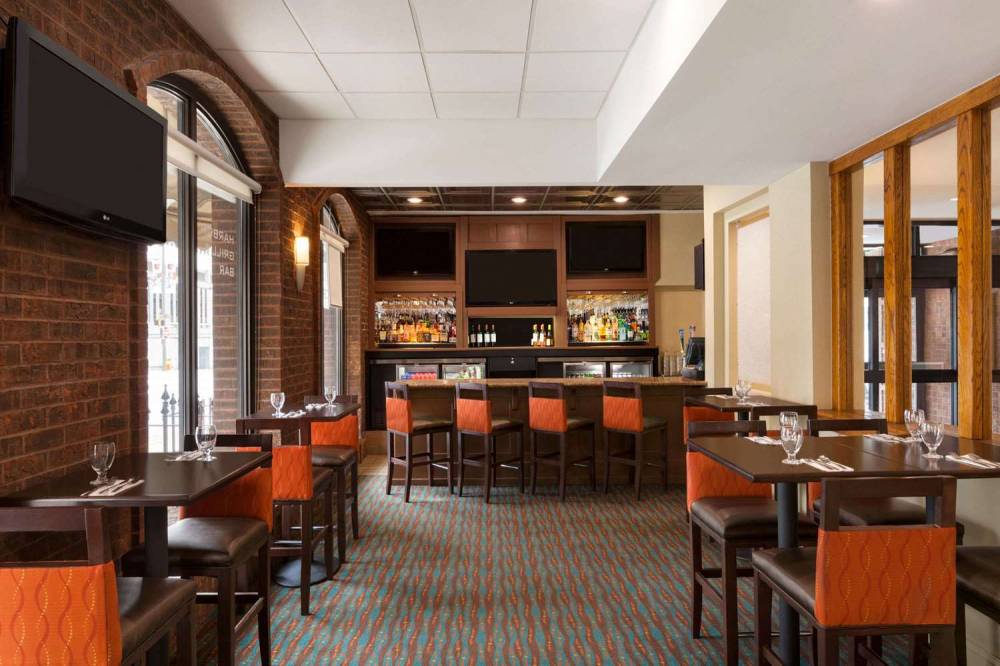 Days Inn By Wyndham, Baltimore Inner Harbor 10