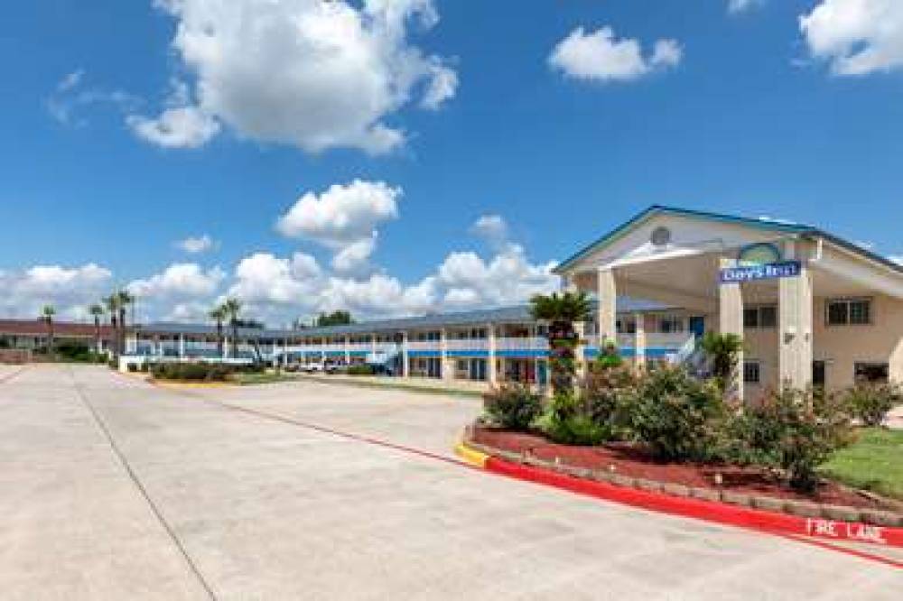 Days Inn By Wyndham Baytown Garth Road I10 East 2