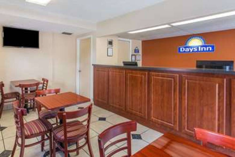 Days Inn By Wyndham, Bradenton I 75