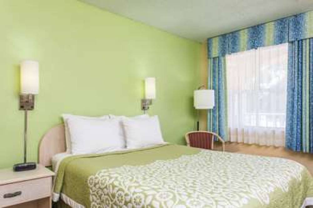 DAYS INN BY WYNDHAM, BRADENTON I-75 8