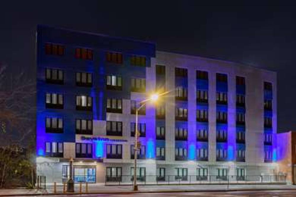 DAYS INN BY WYNDHAM BRONX NEAR BOTA 7