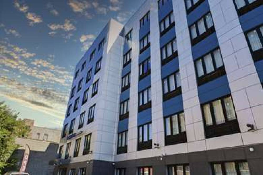 DAYS INN BY WYNDHAM BRONX NEAR BOTA 2