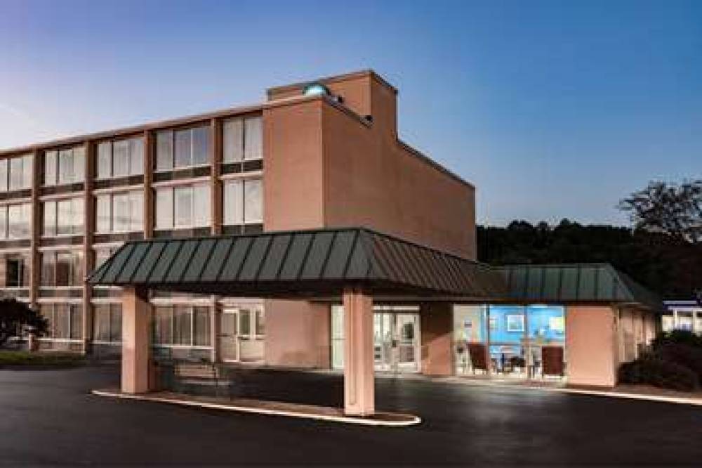 Days Inn By Wyndham Cambridge