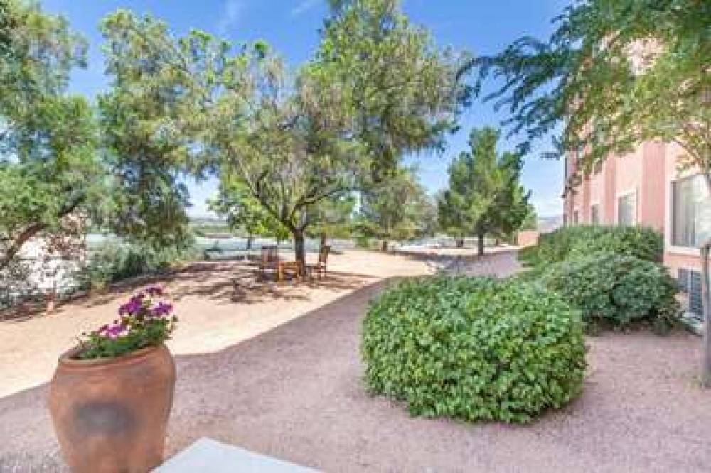 Days Inn By Wyndham Camp Verde Ariz