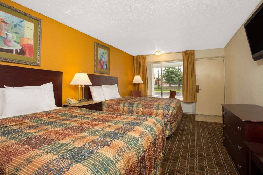 Days Inn By Wyndham Chester 2