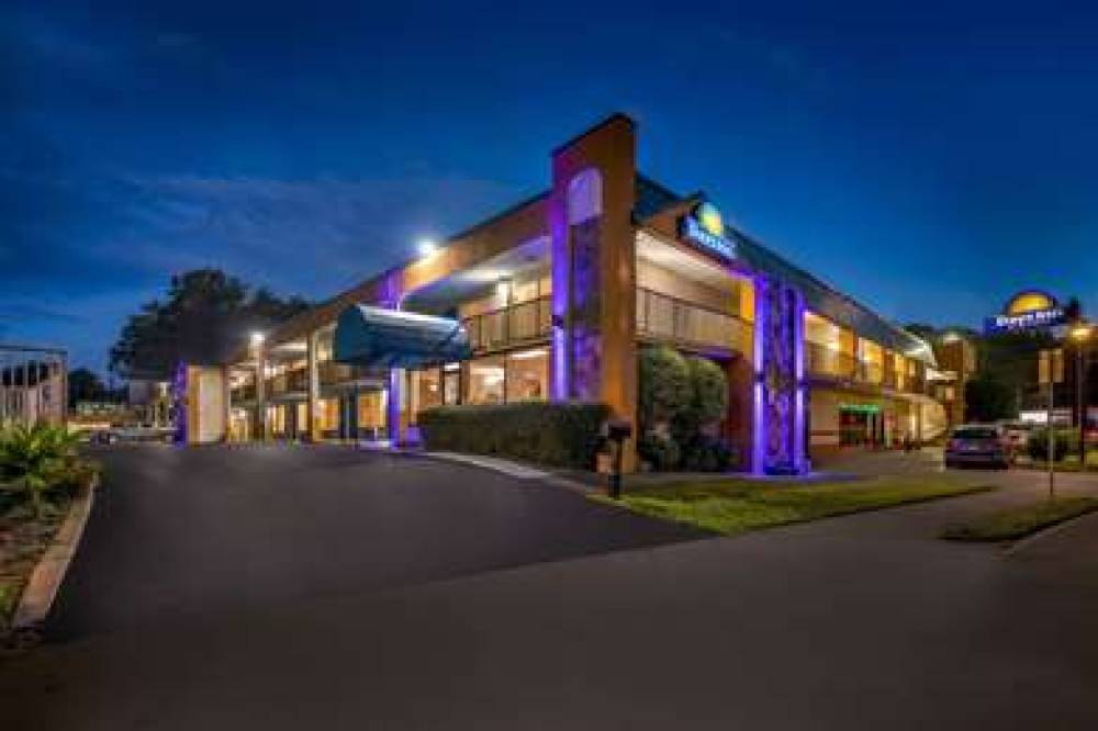 DAYS INN BY WYNDHAM CLAYTON 7