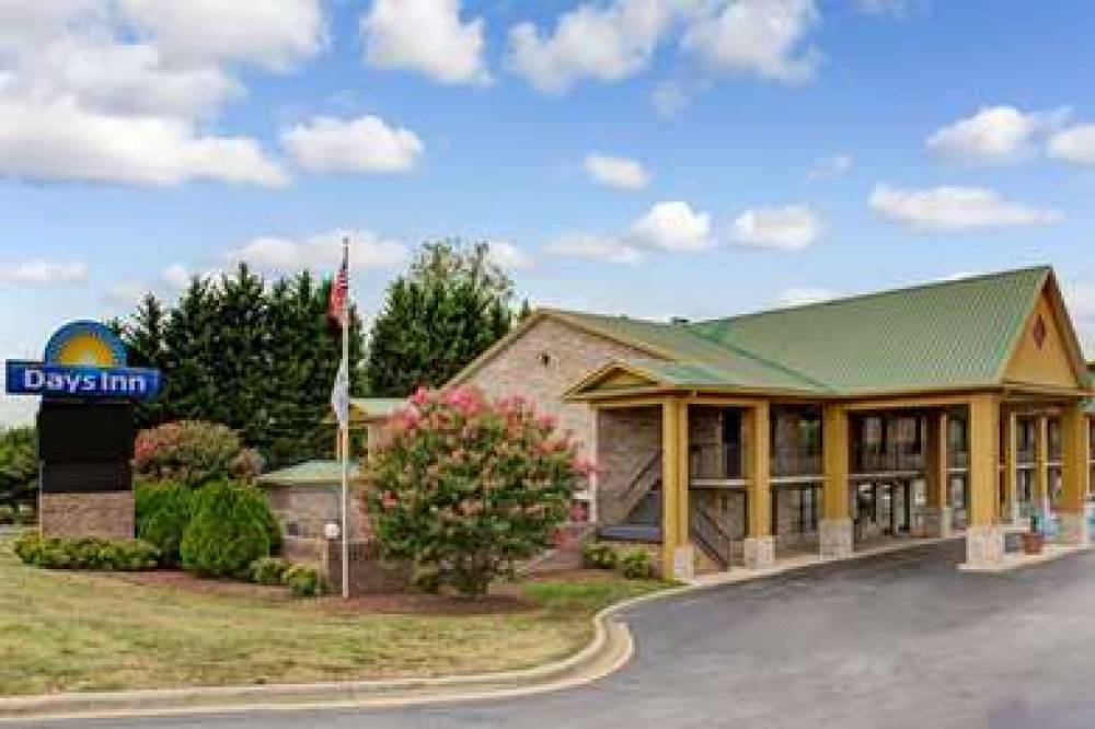 Days Inn By Wyndham Conover Hickory