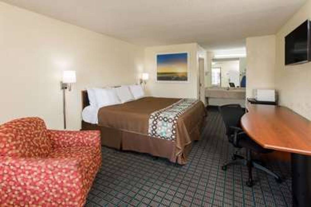 Days Inn By Wyndham Dillon 10