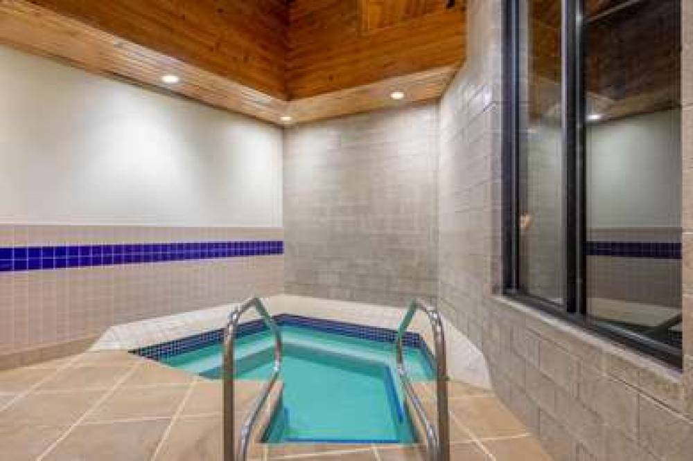 DAYS INN BY WYNDHAM EAGAN MINNESOTA 9
