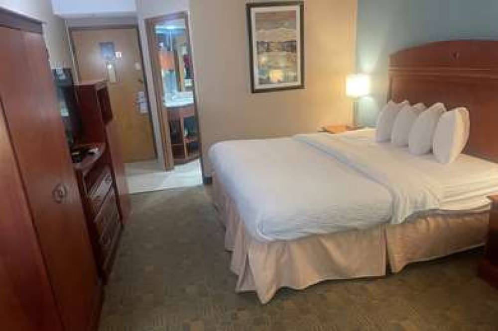 DAYS INN BY WYNDHAM ENGLEWOOD DAYTO 8