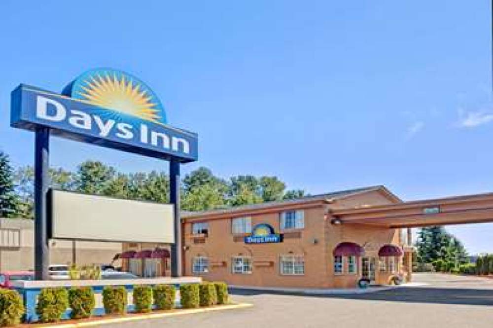 Days Inn By Wyndham Everett