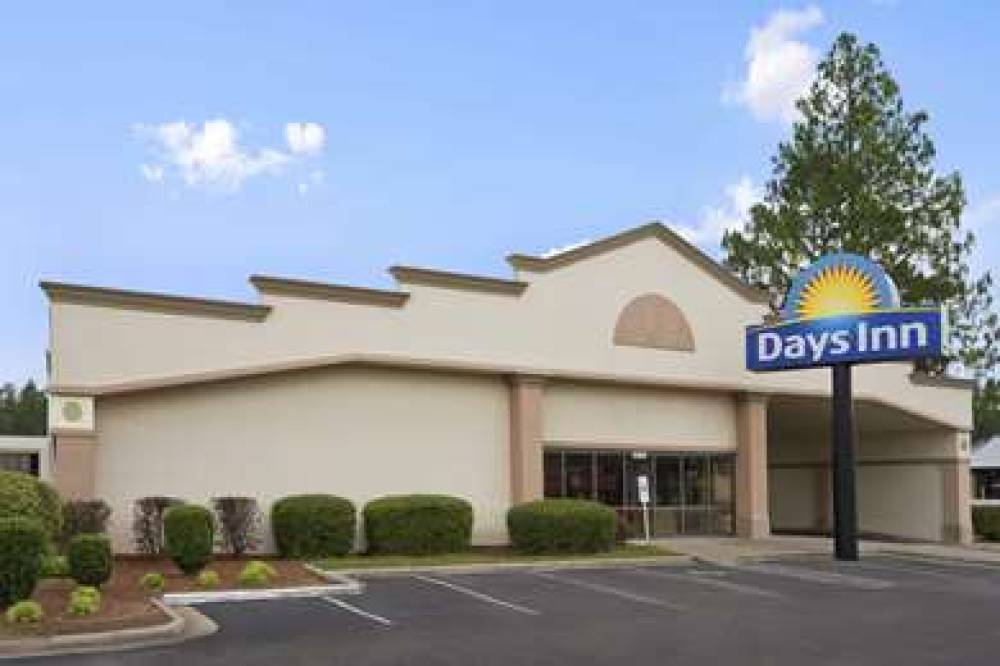 Days Inn By Wyndham Fayetteville South/I 95 Exit 49