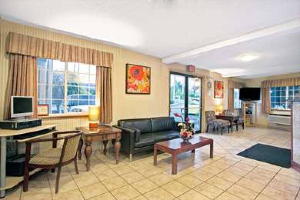 Days Inn By Wyndham Federal Way 2