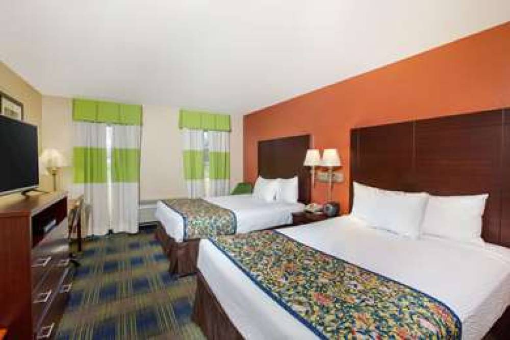 Days Inn By Wyndham Fremont 7
