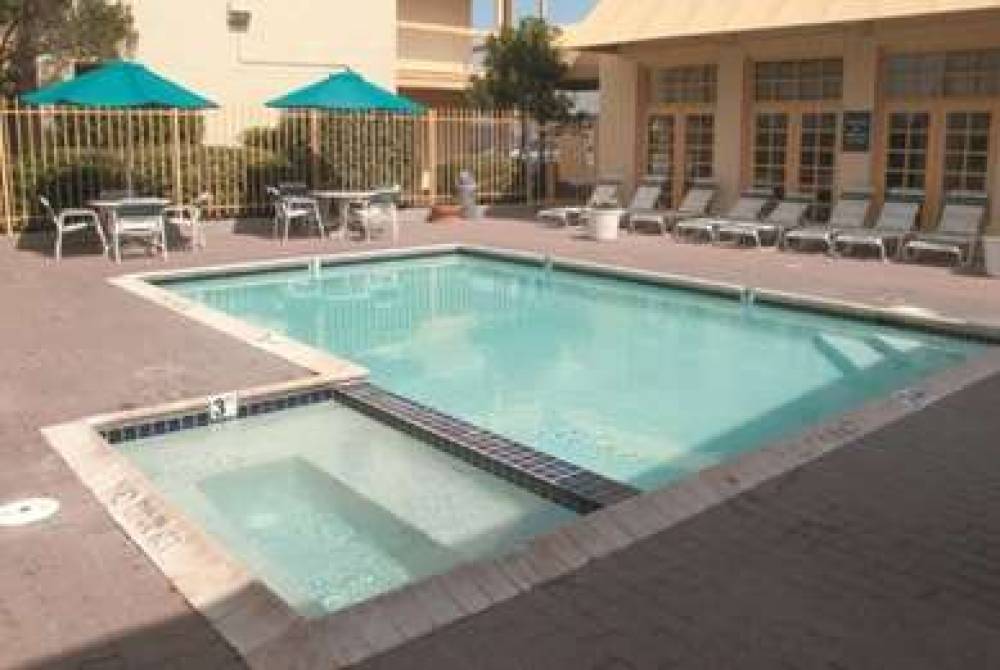 DAYS INN BY WYNDHAM, GEORGETOWN 4