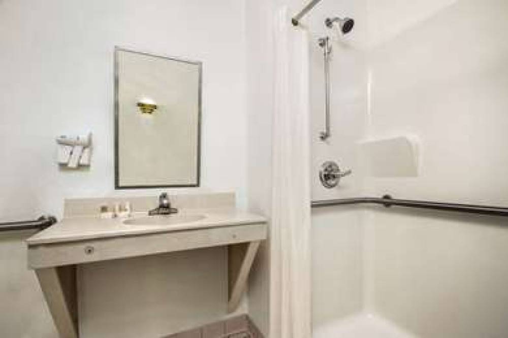 Days Inn By Wyndham Greenville South/Mauldin 7