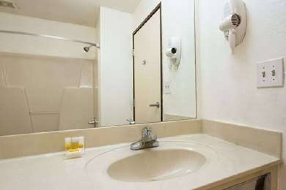 Days Inn By Wyndham Greenville South/Mauldin 5