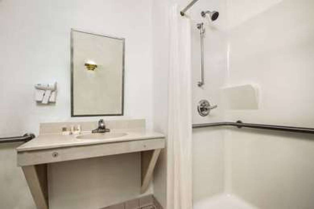 Days Inn By Wyndham Greenville South/Mauldin 8