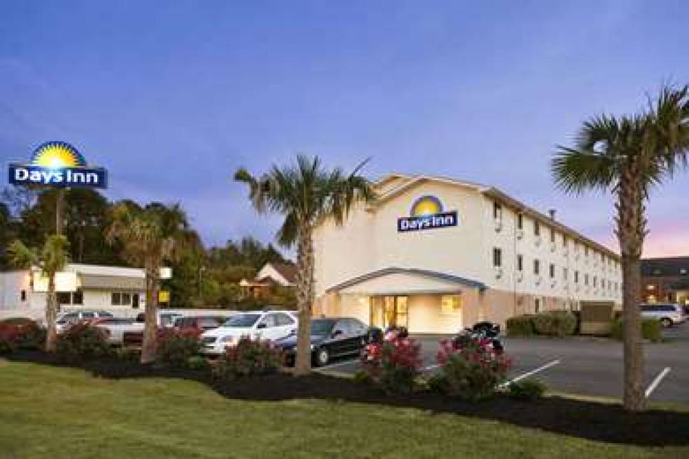 Days Inn By Wyndham Greenwood Sc