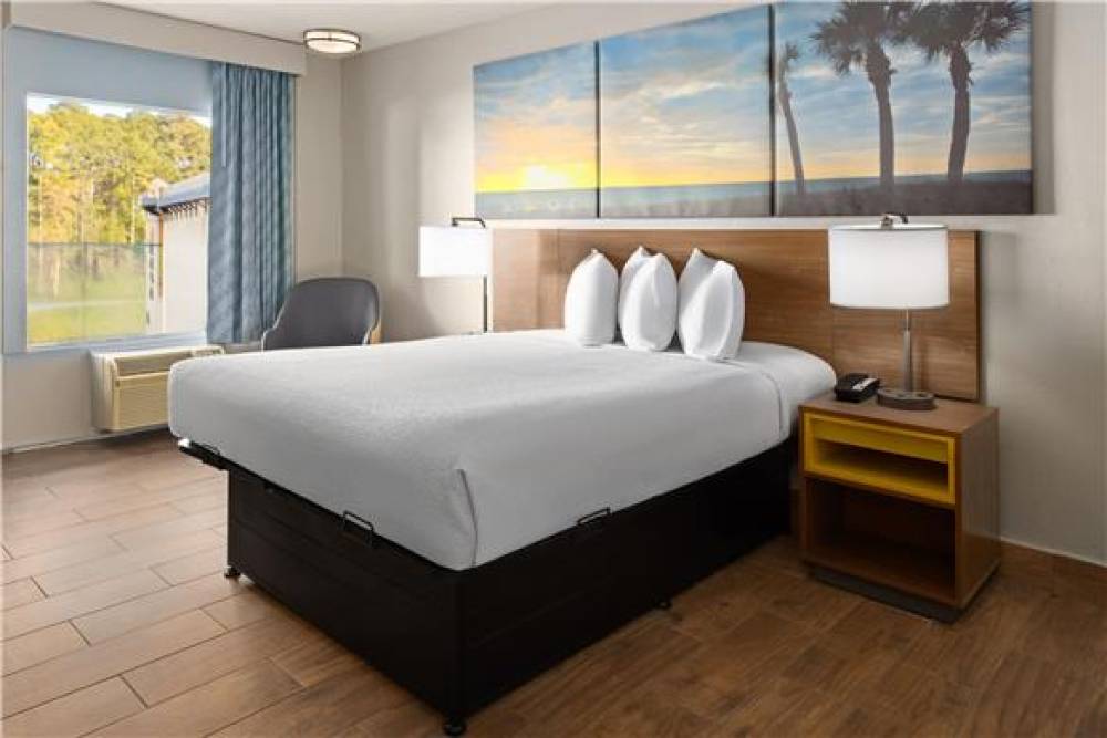 DAYS INN BY WYNDHAM HARDEEVILLE NEA 10