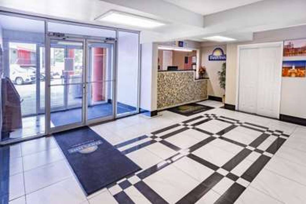 DAYS INN BY WYNDHAM HARTSFIELD JACK 6