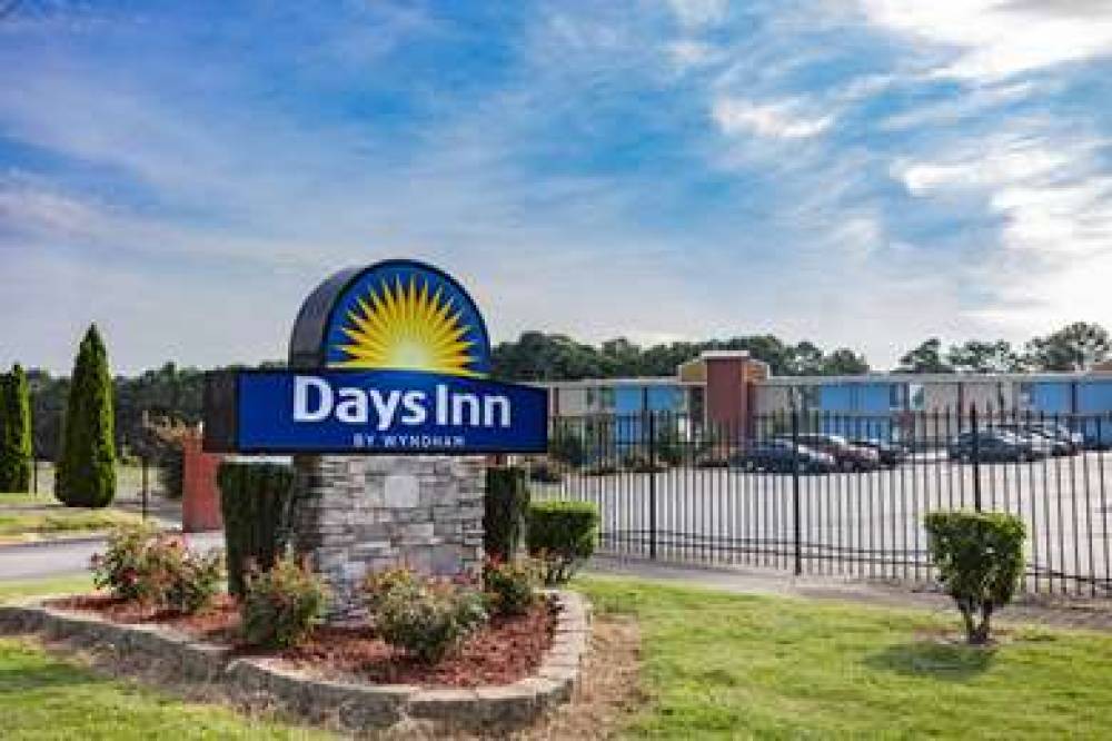 DAYS INN BY WYNDHAM HARTSFIELD JACK 2