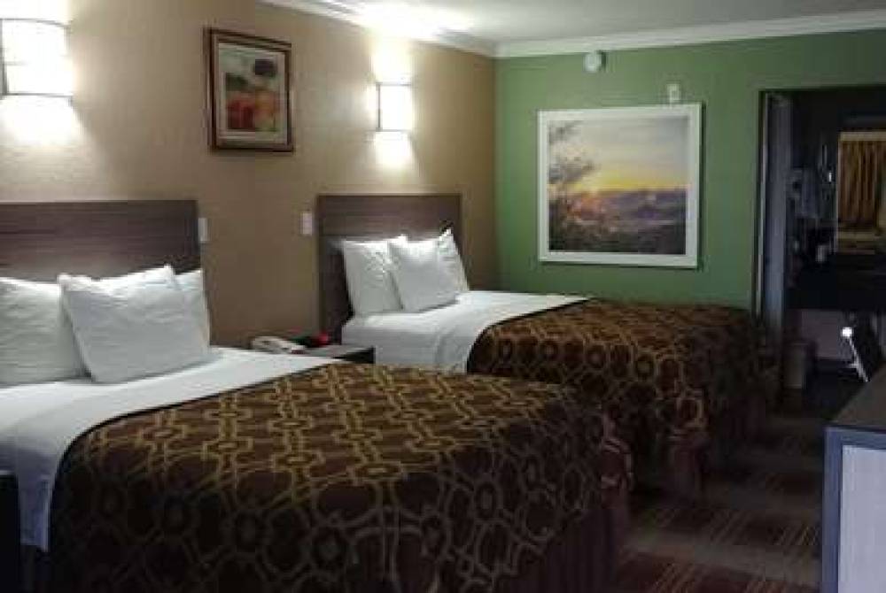 Days Inn By Wyndham Houston East 10