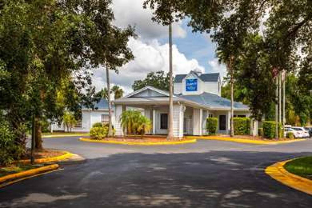 Days Inn By Wyndham Kissimmee FL 2