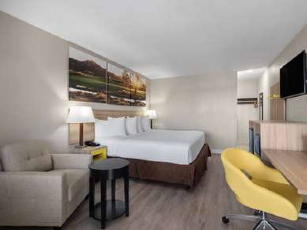 DAYS INN BY WYNDHAM LAS VEGAS AIRPO 7