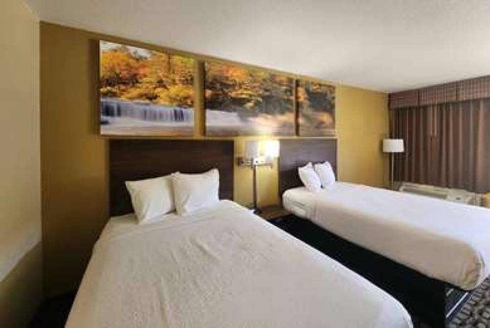 DAYS INN BY WYNDHAM LEESVILLE 7