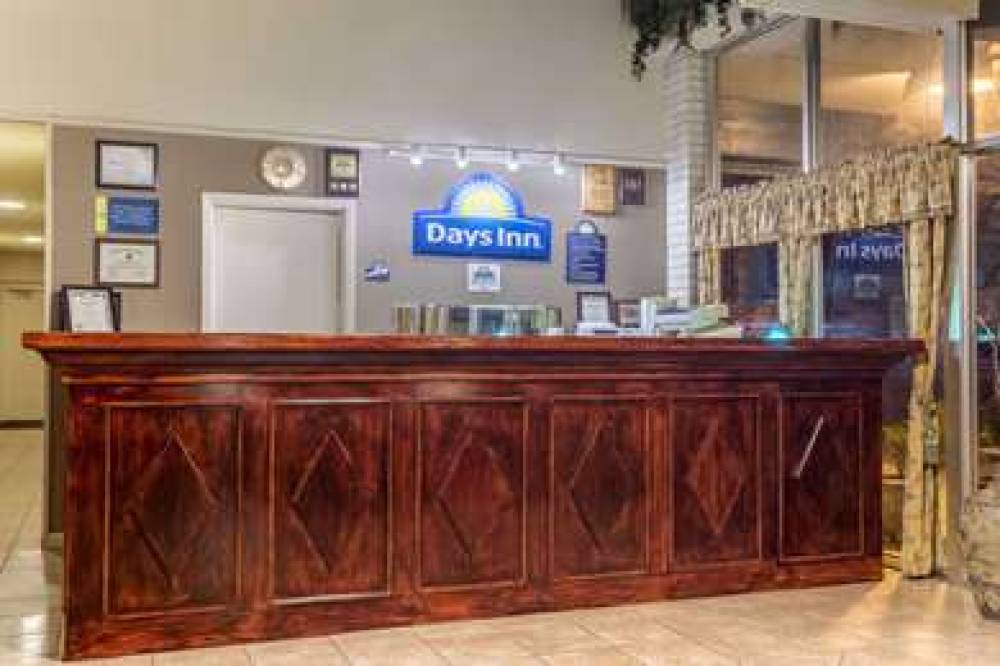 DAYS INN BY WYNDHAM LEESVILLE 3