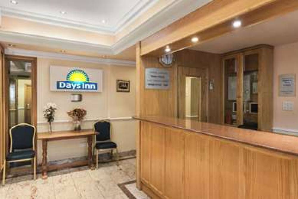 DAYS INN BY WYNDHAM LONDON HYDE PAR 3