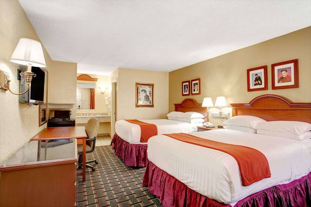 Days Inn By Wyndham Memphis At Graceland 7