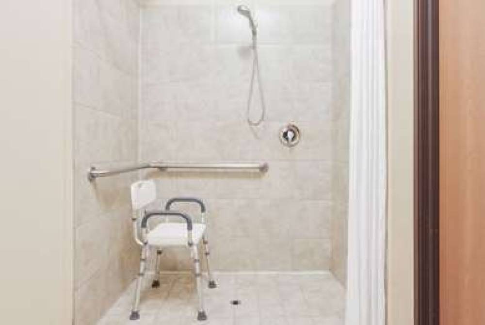 Days Inn By Wyndham Mesquite Rodeo TX 8