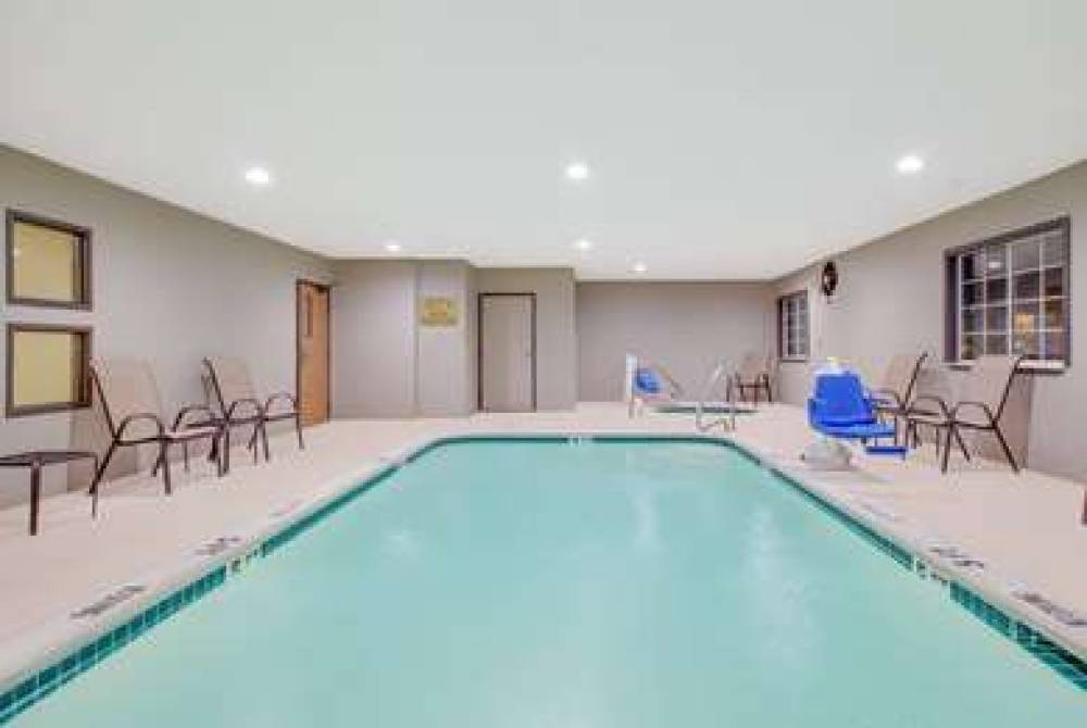 Days Inn By Wyndham Mesquite Rodeo TX 5