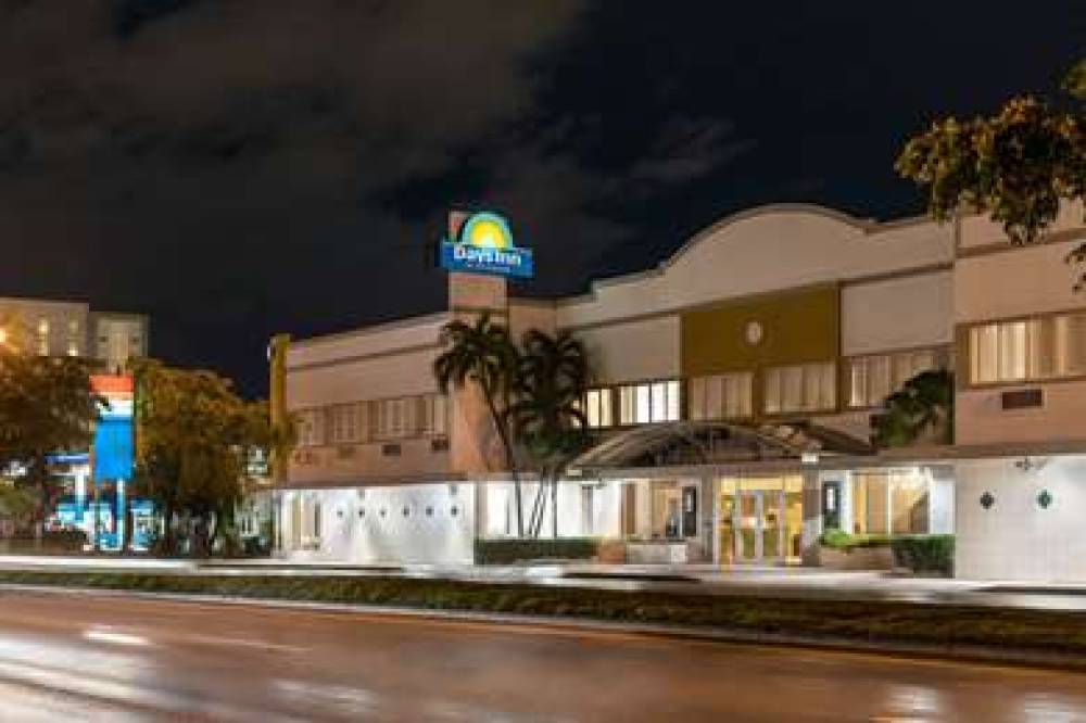 Days Inn By Wyndham Miami Airport North 7