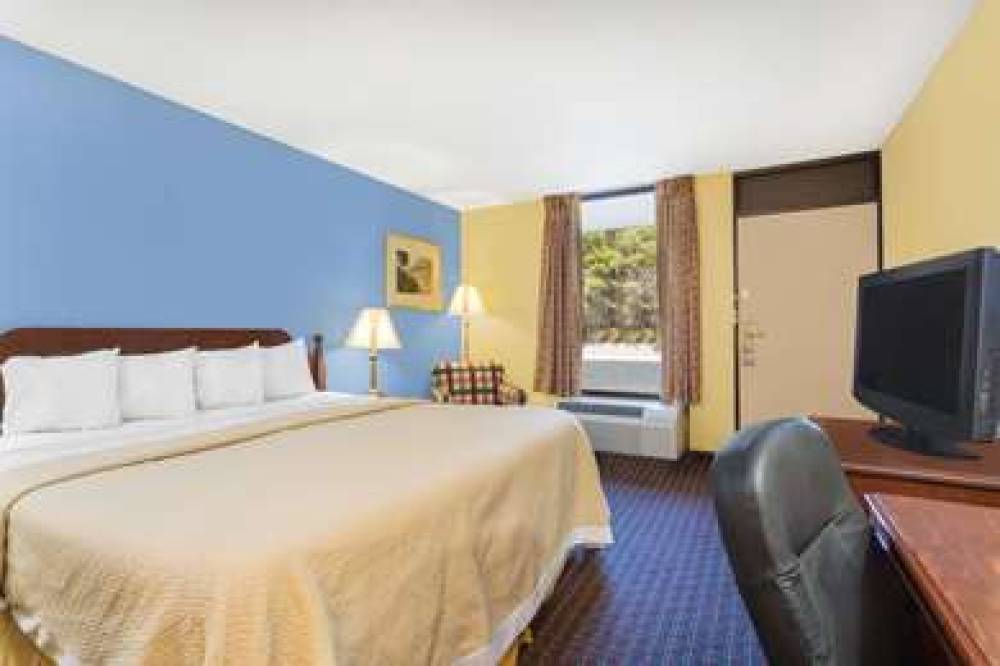 DAYS INN BY WYNDHAM MOCKSVILLE 5