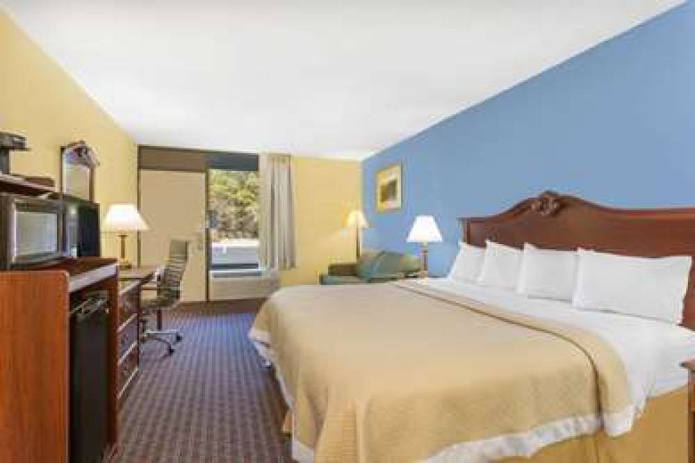 DAYS INN BY WYNDHAM MOCKSVILLE 10