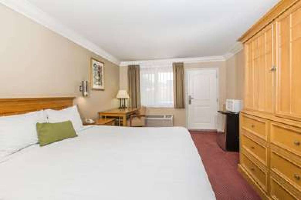 Days Inn By Wyndham Near City Of Hope 10