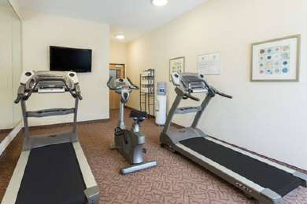 DAYS INN BY WYNDHAM NORTH MOBILE 3