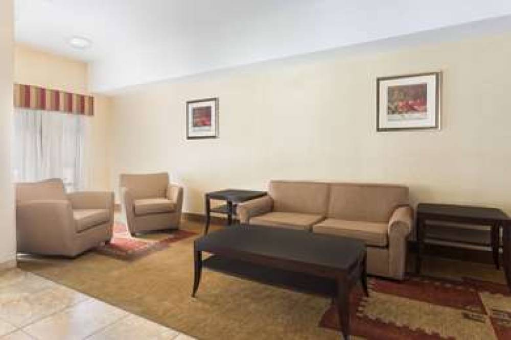 DAYS INN BY WYNDHAM NORTH MOBILE 2