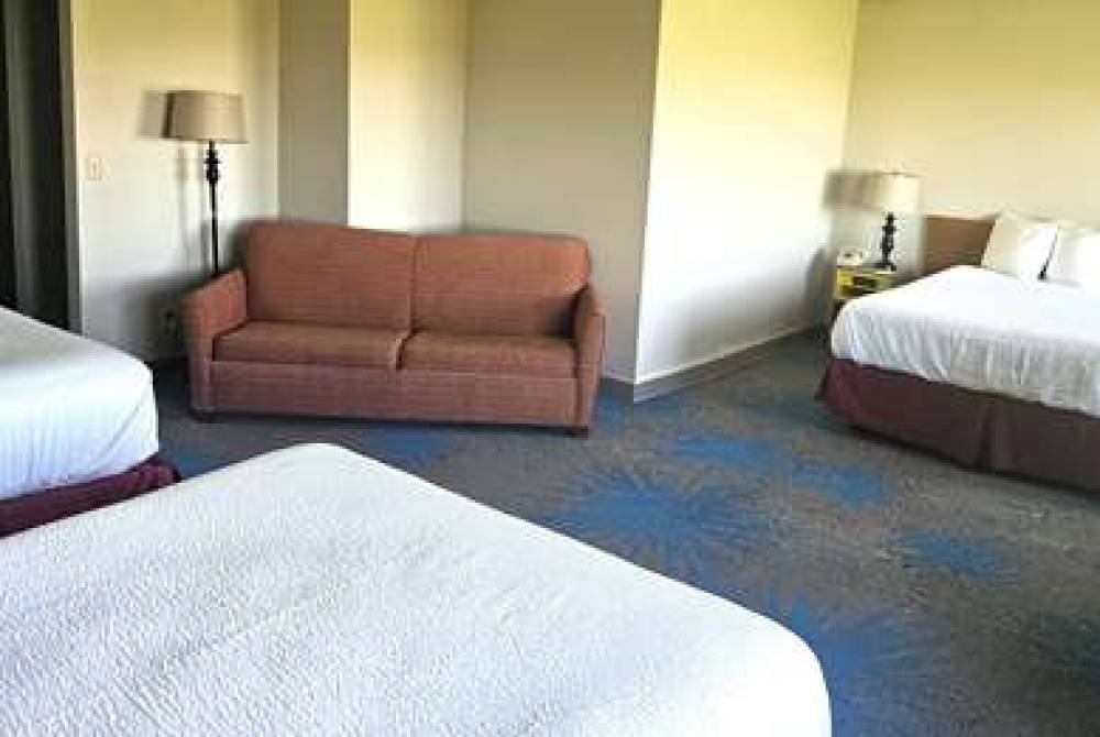 DAYS INN BY WYNDHAM, NORTH SIOUX CI 7