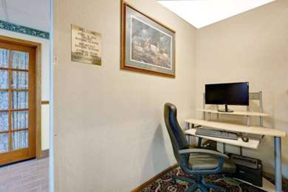DAYS INN BY WYNDHAM, NORTH SIOUX CI 2