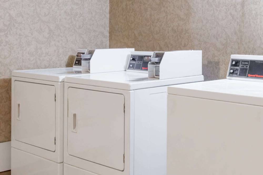 Days Inn By Wyndham Petersburg/South Fort Lee 5