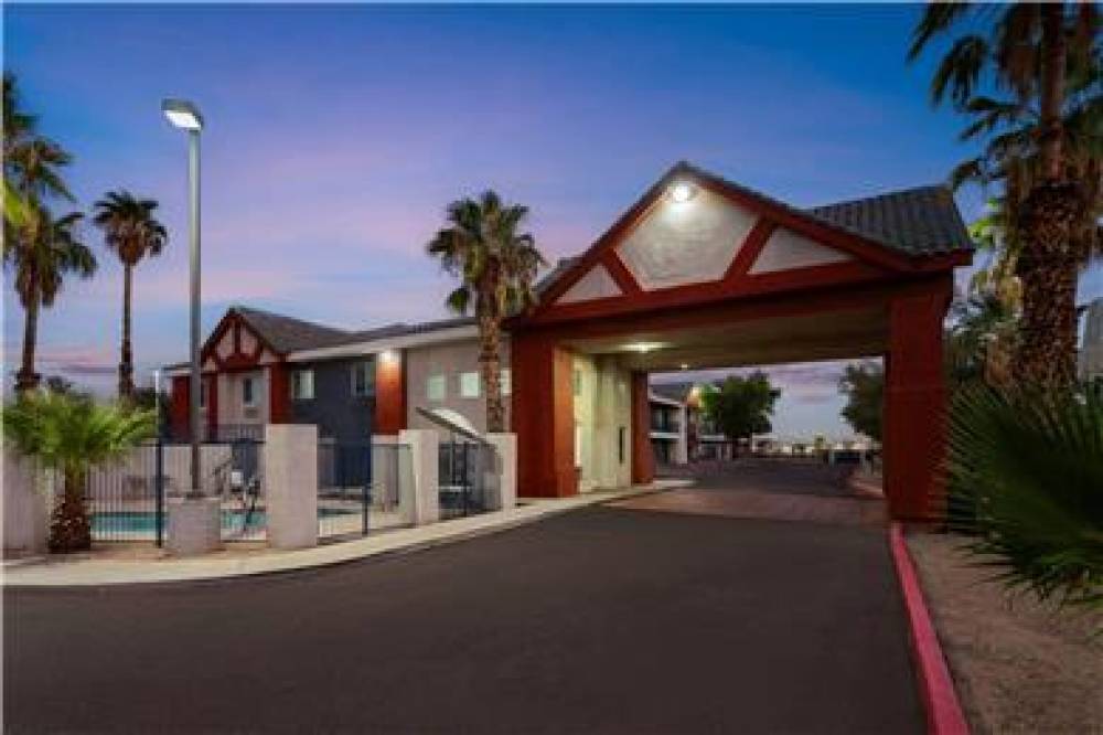 Days Inn By Wyndham Phoenix