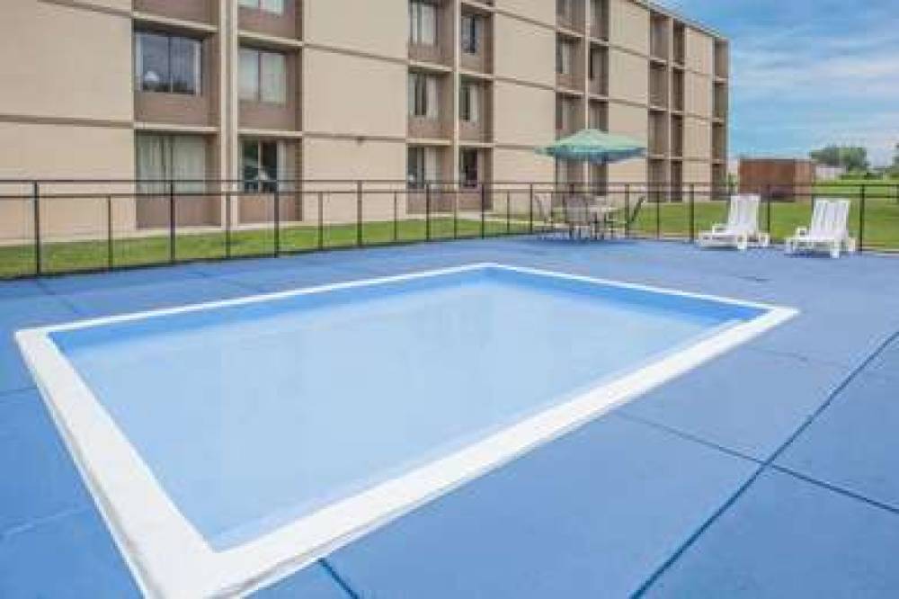 Days Inn By Wyndham Princeton 5