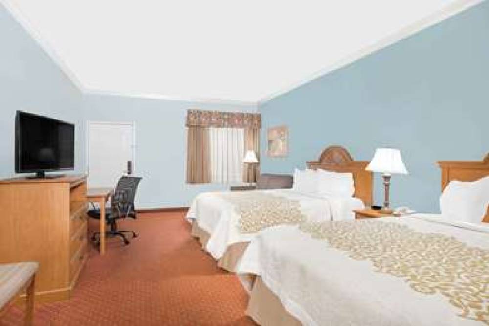 Days Inn By Wyndham Robstown 7