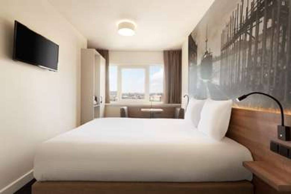 DAYS INN BY WYNDHAM ROTTERDAM CITY 6
